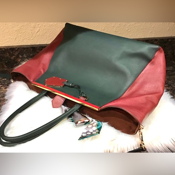 Fendi 2 Jours Multi-Color Leather Bag - Picture 10 of 16